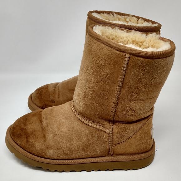 UGG Leather Suede Shearling Lined Calf Boots Youth Size 4Y, Women's Size 5.5 - Picture 9 of 12